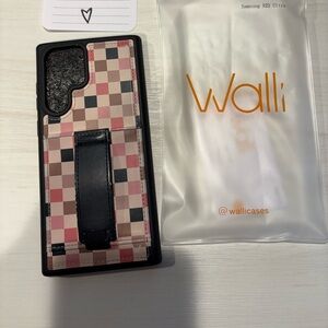 Walli Case
